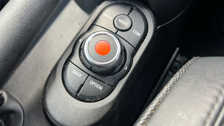 MINI Convertible 2.0 Cooper S Exclusive II 2dr Auto Petrol Convertible